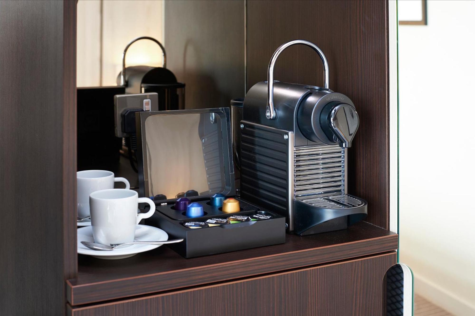 Camera Deluxe Doppia con Letti Singoli con Vista e Accesso Disabili